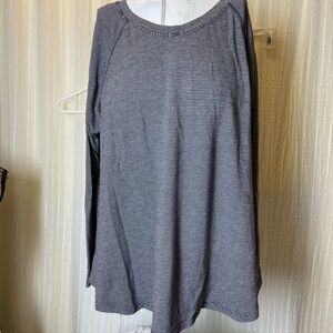 Tommy Hilfiger Blue and White Striped Long Sleeve Tee soft cozy and thick XL